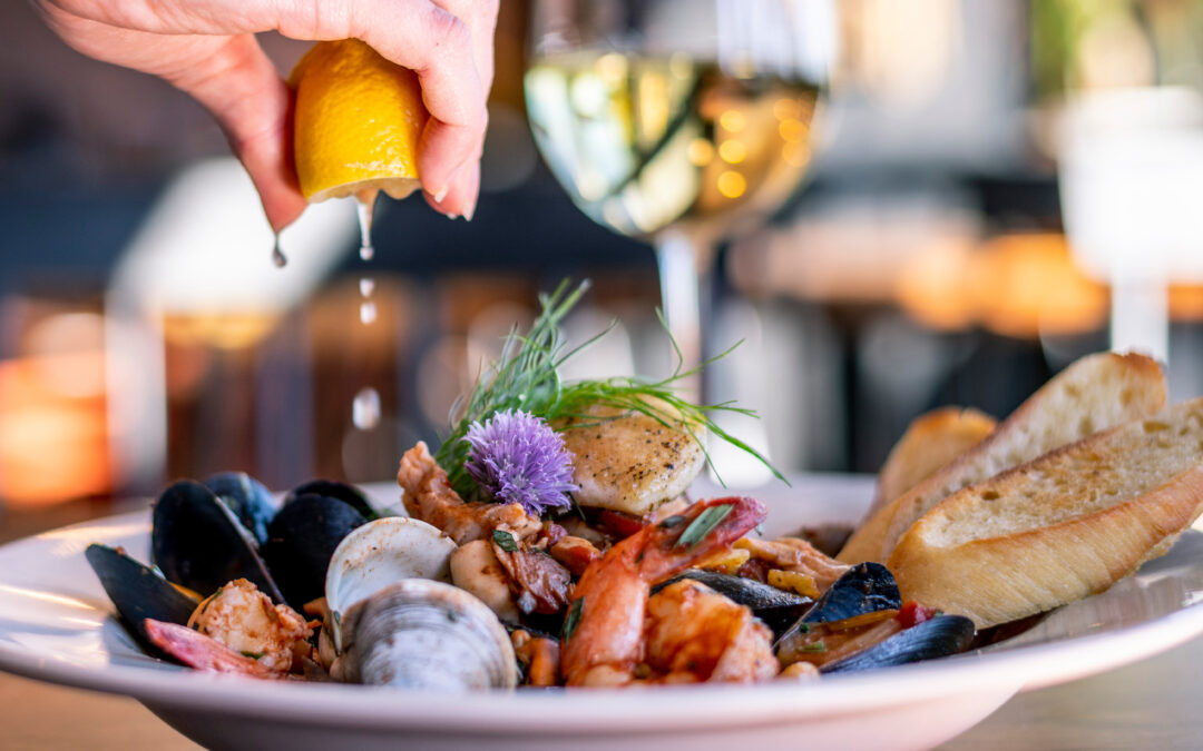 Seafood & Sips